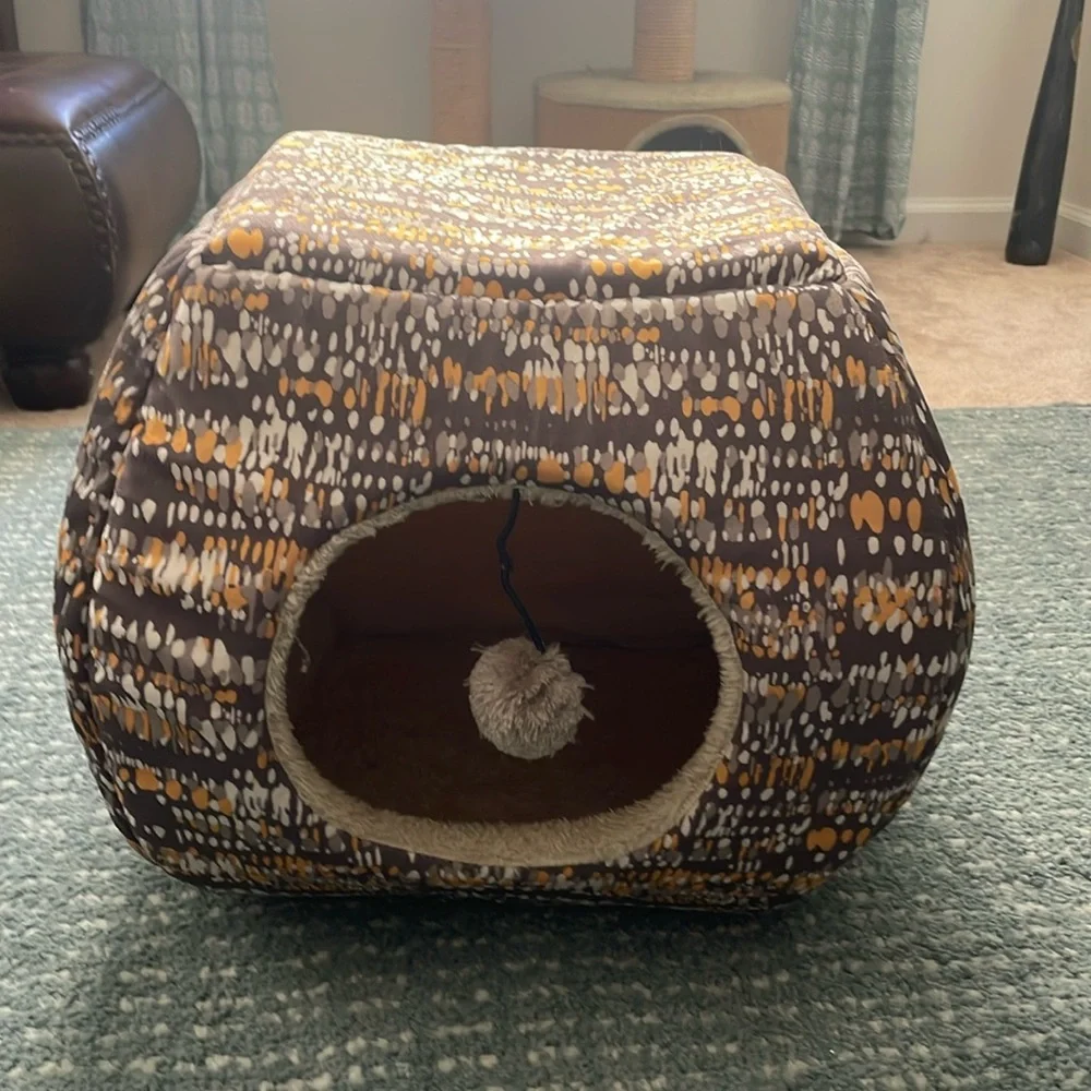 Cat bed